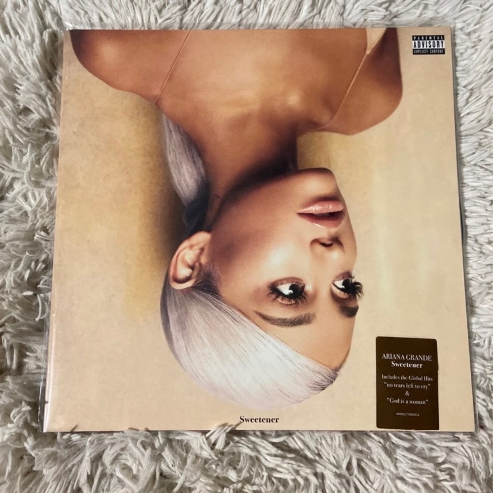Ariana grande sweetener vinyl